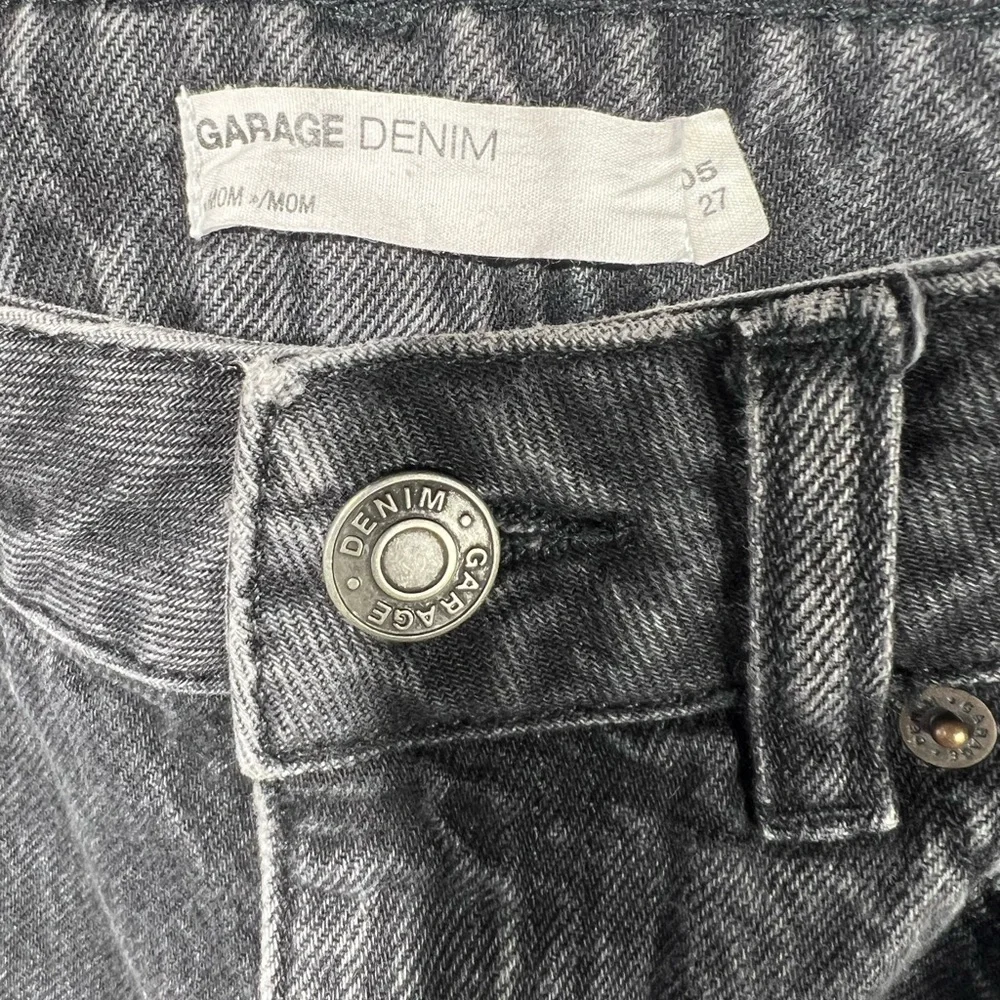 Garage Denim Mom Denim Short Sz 27